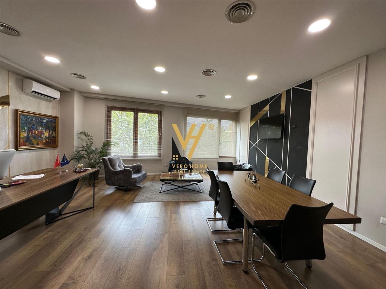 JEPET ME QIRA ZYRE 187 M2 TE BLV.GJERGJ FISHTA 2.500 EURO – Tiranë