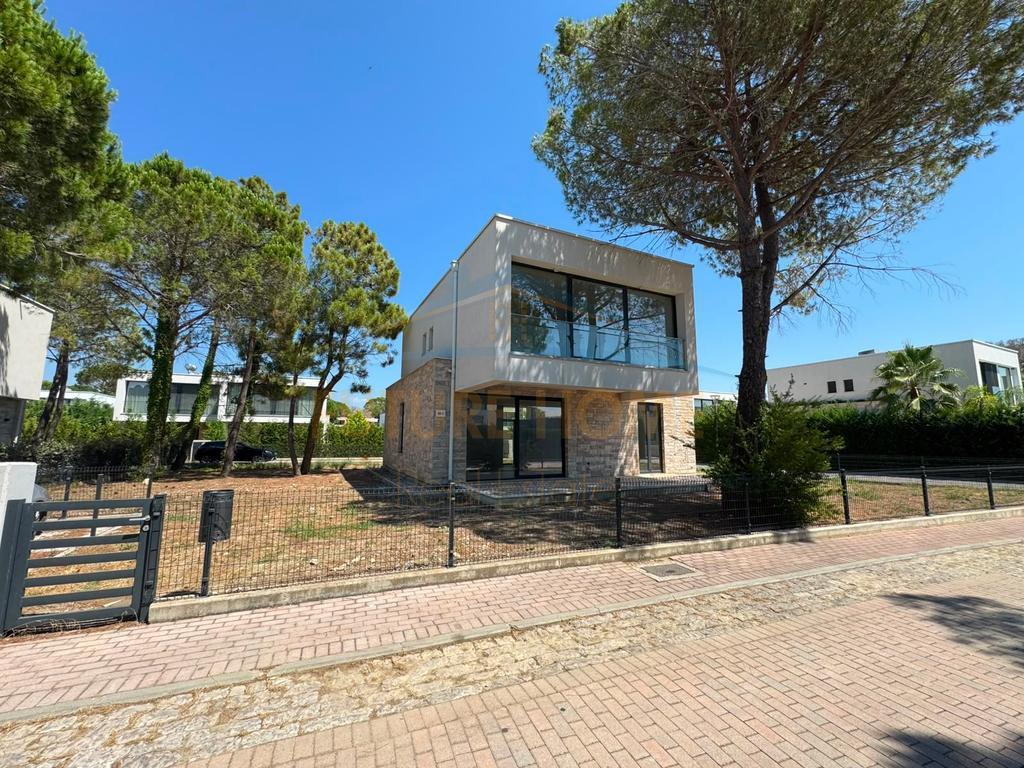 0692268458 Shitet, Vilë 2-katëshe, San Pietro Residence – Tiranë