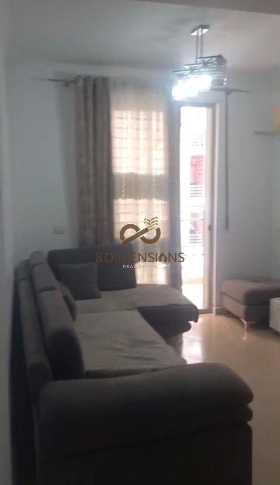 Shitet Apartament 3+1+2 Tualete ne Astir prane Jata Market – Tiranë