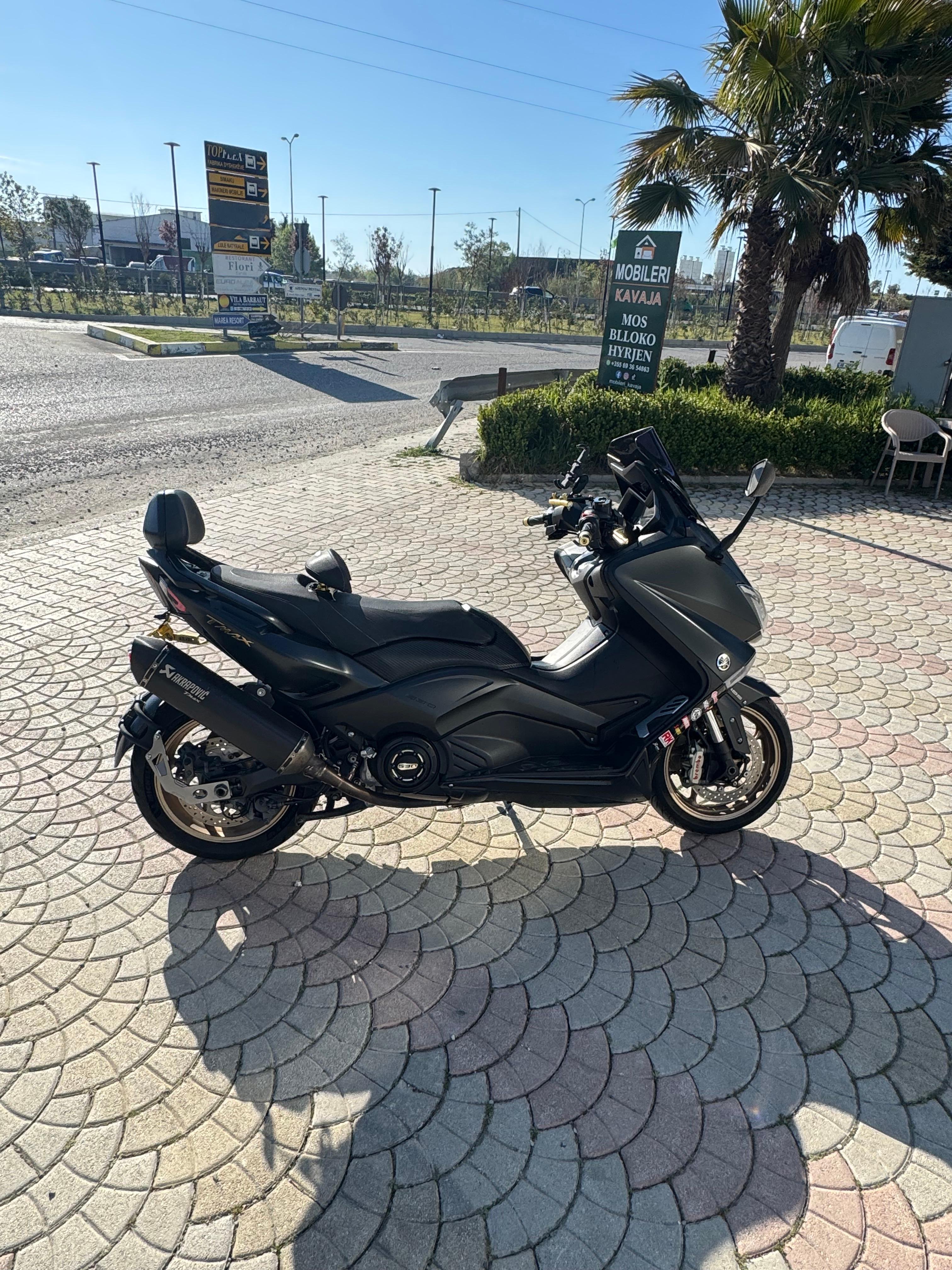 Tmax 530 me dogane te paguar – Tiranë
