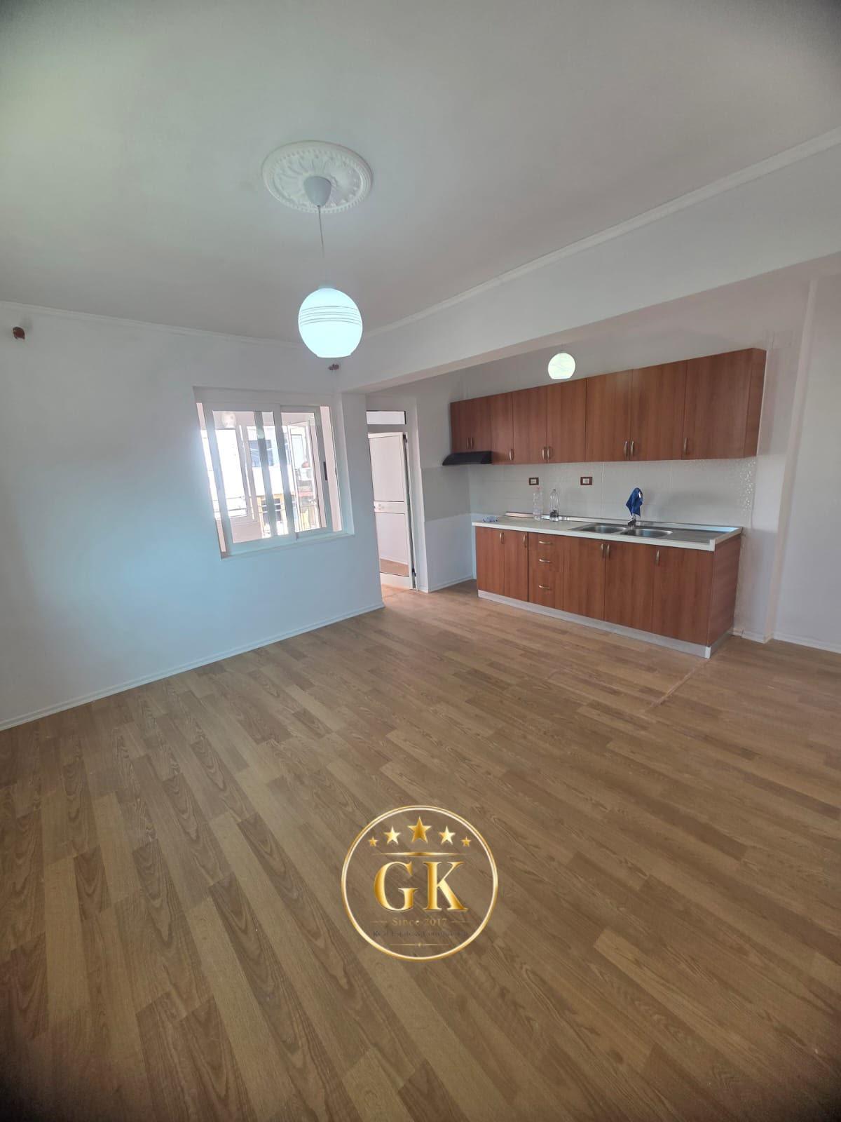 ID 20809207 SHITET 2+1 PRAN GJIMNAZIT NAIM FRASHERI DURRES – Durrës