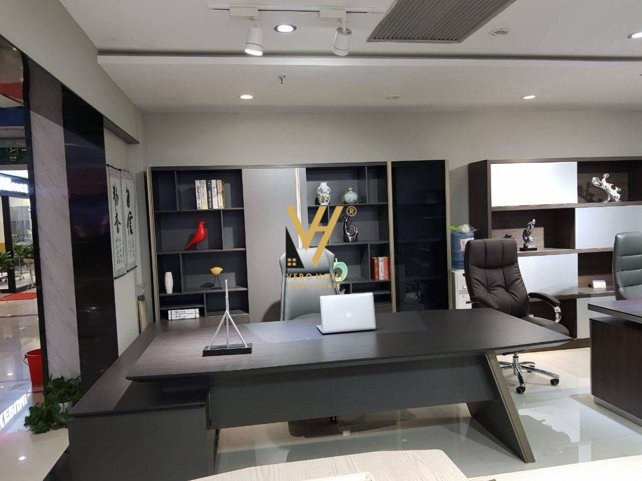 JEPET AMBIENT BIZNESI 60 M2 ME QERA SHESHI WILLSON 600 EURO – Tiranë