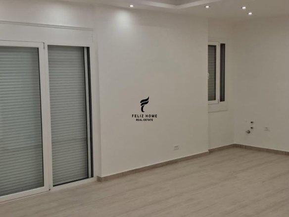 ZYRE ME QERA 100 M2 RRUGA E KOSOVAREVE 150.000 LEKE FH-88139 – Tiranë