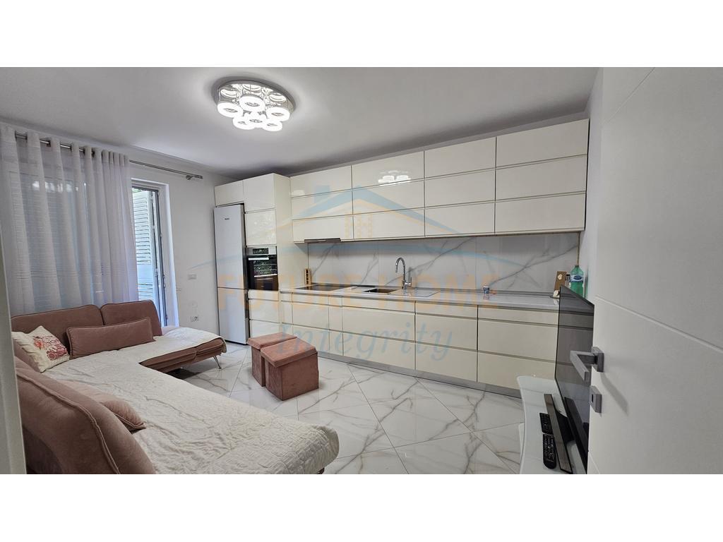 0693769552,Qera, Apartament 2+1, Rruga Ferit Xhajko, Tiranë. – Tiranë - 1
