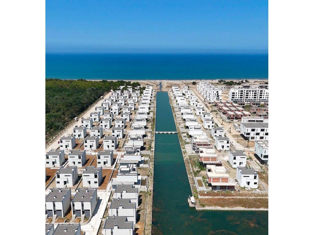 Vilë Individuale me Pishinë/TERRA146765 – Durrës
