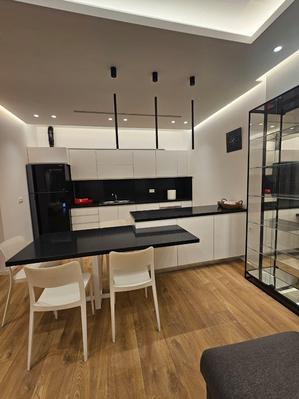 đĄ JEPET APARTAMENT 2+1+2 ME QIRA â TEG â TiranĂ« - 1