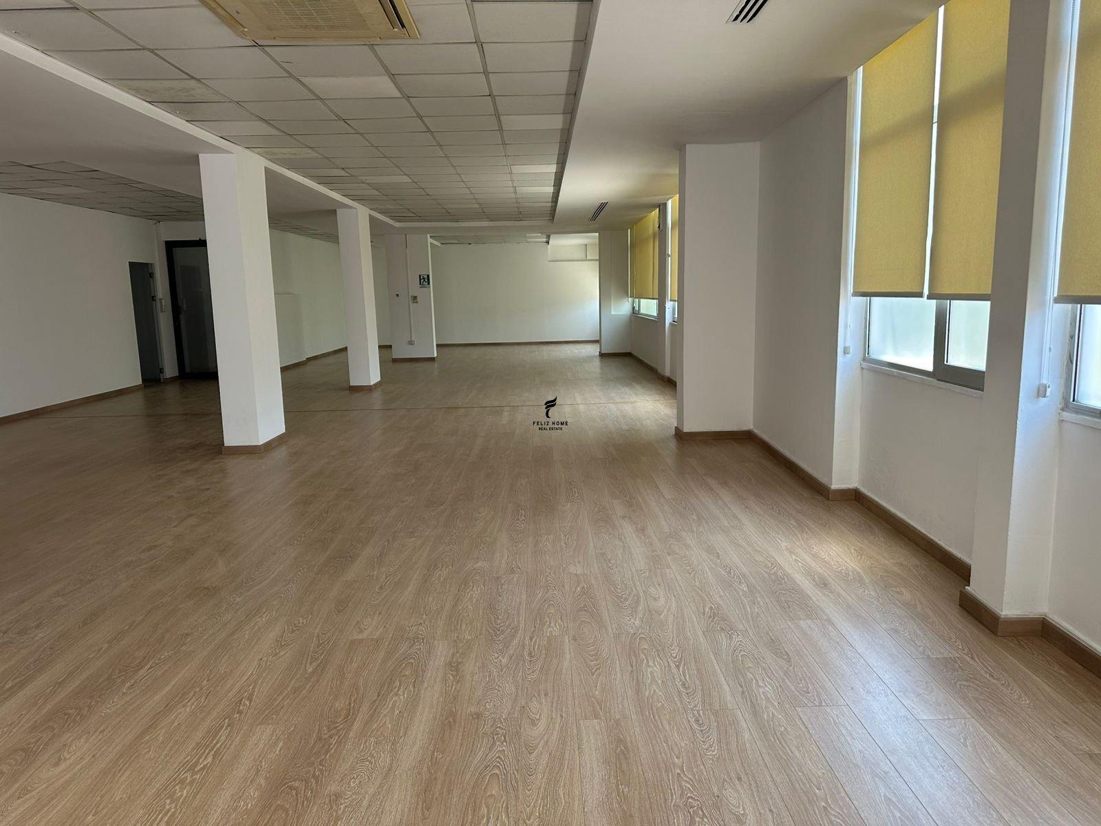 ZYRE ME QERA 330 M2 BLLOK 4.500 EURO FH-80866 – Tiranë