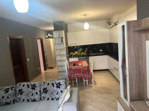 APARTAMENT ME QIRA 2+1 KOMPLEKSI FRATARI 15.800.000 LEKE – Tiranë