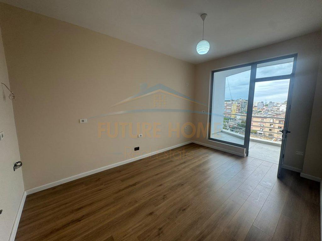 0698855660, Shitet, Apartament 1+1, Rruga e Kavajes, Tirane. – Tiranë