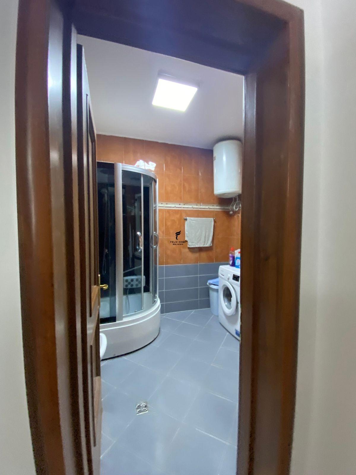 APARTAMENT ME QERA 1+1 BLLOK 1000 EURO FH-58497 – Tiranë - 1