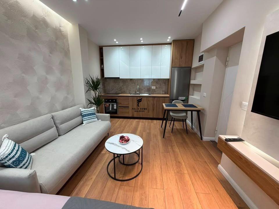 SHITET GARSONIERE 34 M2 PAZARI RI 120.000 EURO FH-81611 – Tiranë - 1