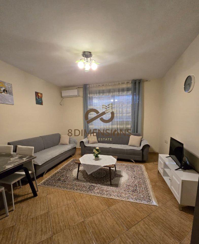 Jepet me qera Apartament 2+1 ne Rrugen e Kosovarve – Tiranë