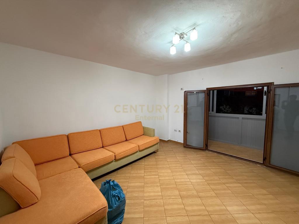 Apartament 1+1 per shitje tek 5-Maji – Tiranë