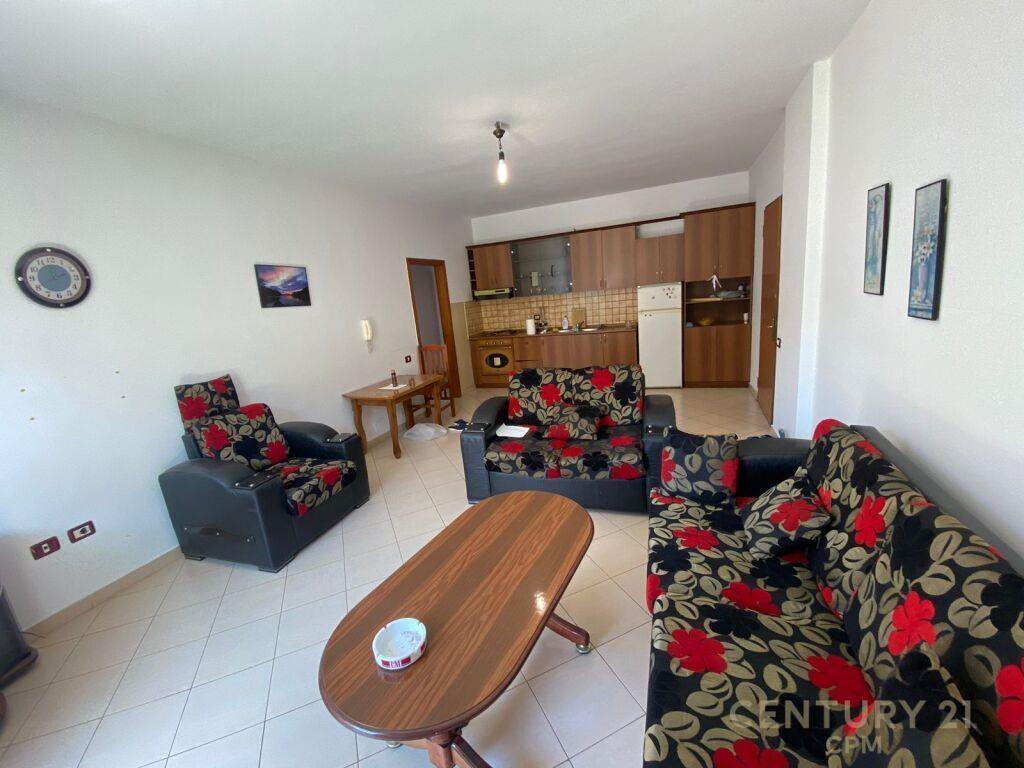 Japim me qira apartament 2+1 në Komunen e Parisit – Tiranë - 1