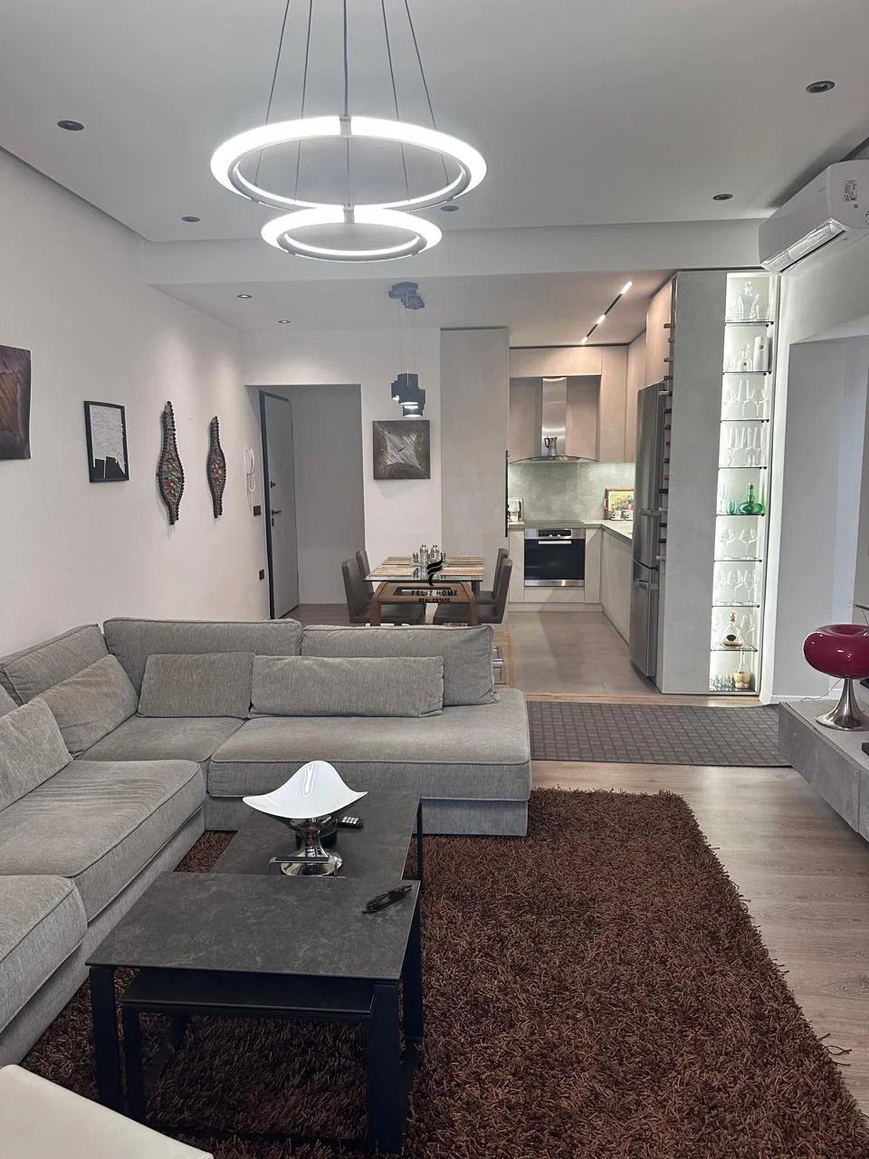 SHITET VILA 2-KATSHESHE FRESK 550.000 EURO FH-94181 – Tiranë - 1