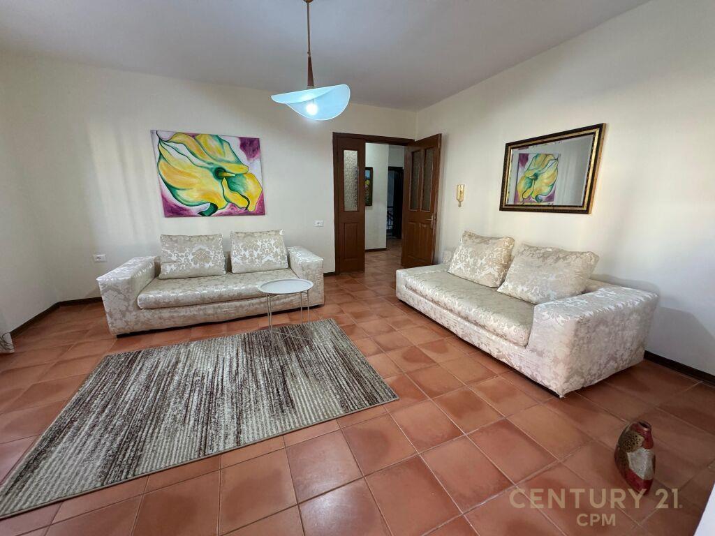 Apartament 1+1 me qira ne Qender, tek Piazza! – Tiranë