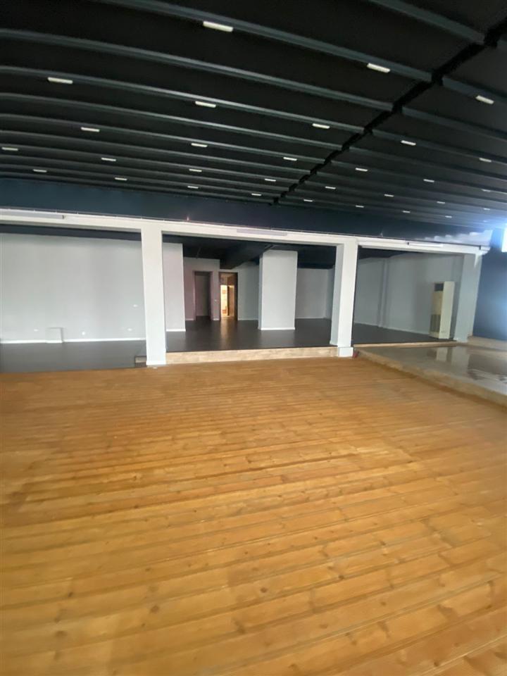 AMBIENT BIZNESI ME QERA 727 M2 ISH EKSPOZITA 15.000 EURO – Tiranë - 1