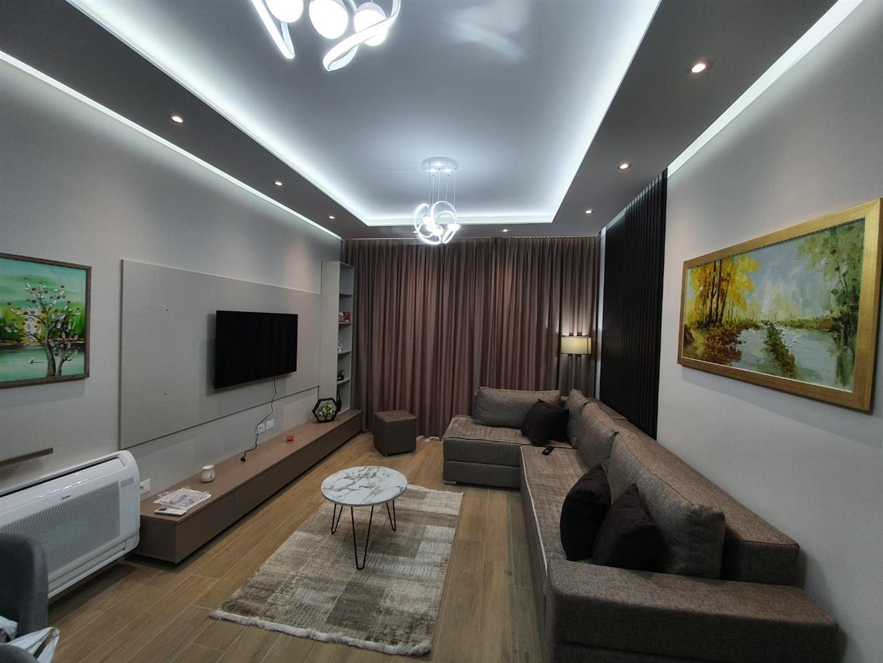 APARTAMENT ME QERA 1+1 KOMUNA E PARISIT 85.000 LEKE – Tiranë