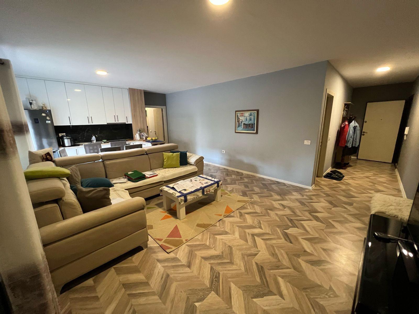 SHITET APARTAMENT 2+1 5 MAJI 189.000 EURO – Tiranë