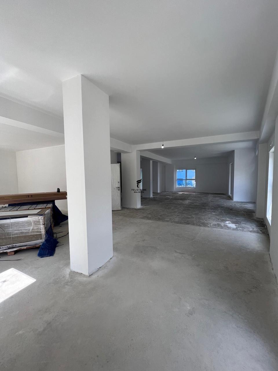 DYQAN ME QERA 220 M2 ALI DEMI 300.000 LEKE FH-73194 – Tiranë