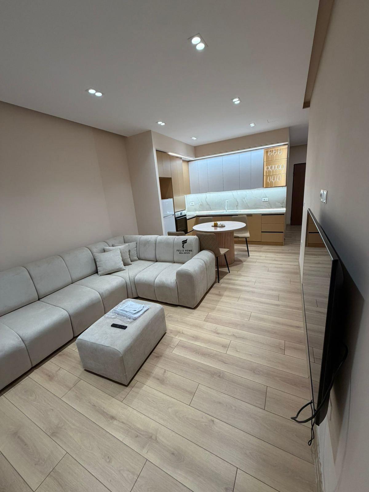 APARTAMENT ME QERA 2+1+2 DON BOSKO 100.000 LEKE FH-71953 – Tiranë