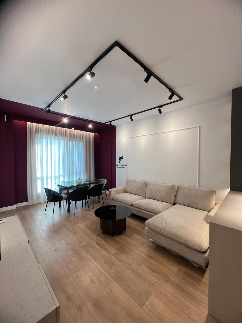 APARTAMENT ME QERA 2+1 PORCELAN 100.000 LEKE FH-92110 – Tiranë - 1