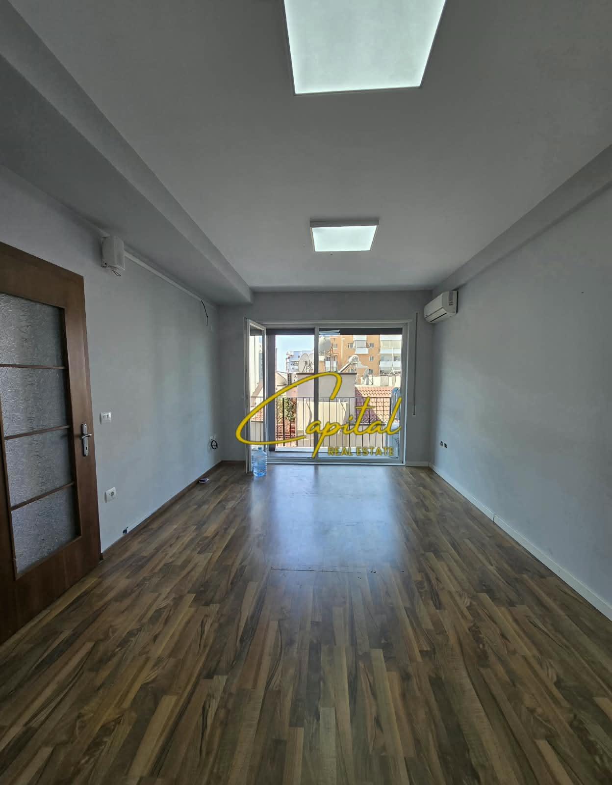 ZYRE ME QIRA 145 M2 21 DHJETORI 160.000 LEKE – Tiranë