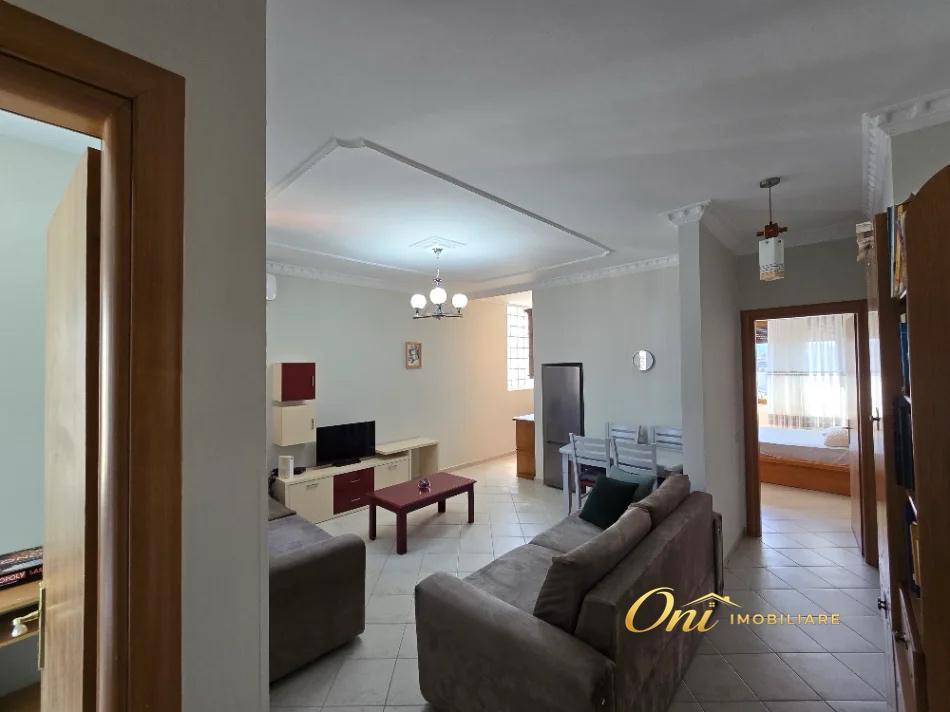 JEPET APARTAMENT ME QERA 2+1 RRUGA FORTUZI – Tiranë