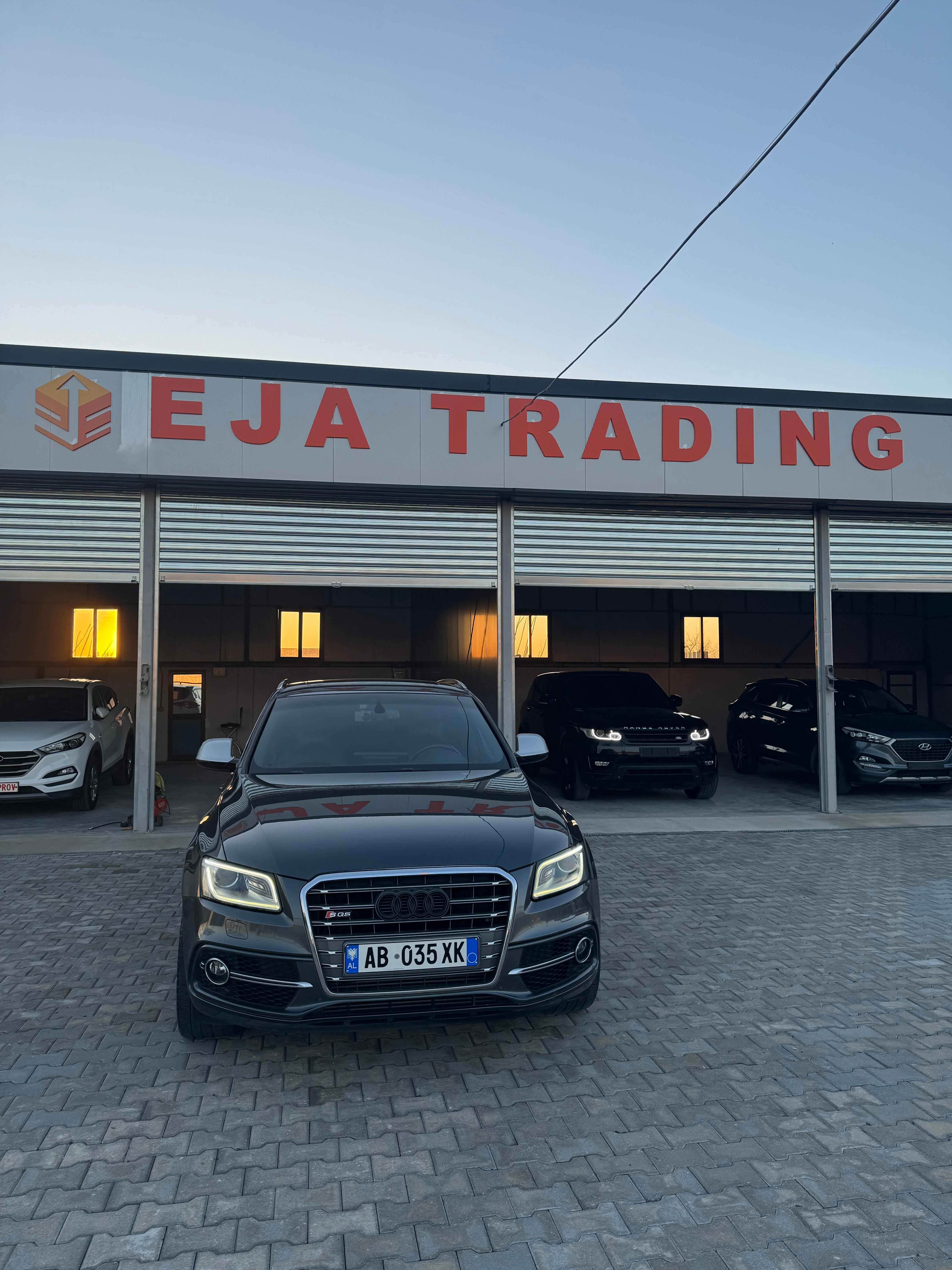 AUDI SQ5 3.0 TDI – Tiranë