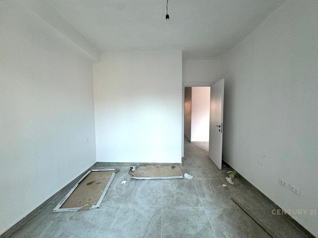 Shesim apartament 2+1 ne zonen e Myslym Shyrit ! Apartamenti – Tiranë - 1