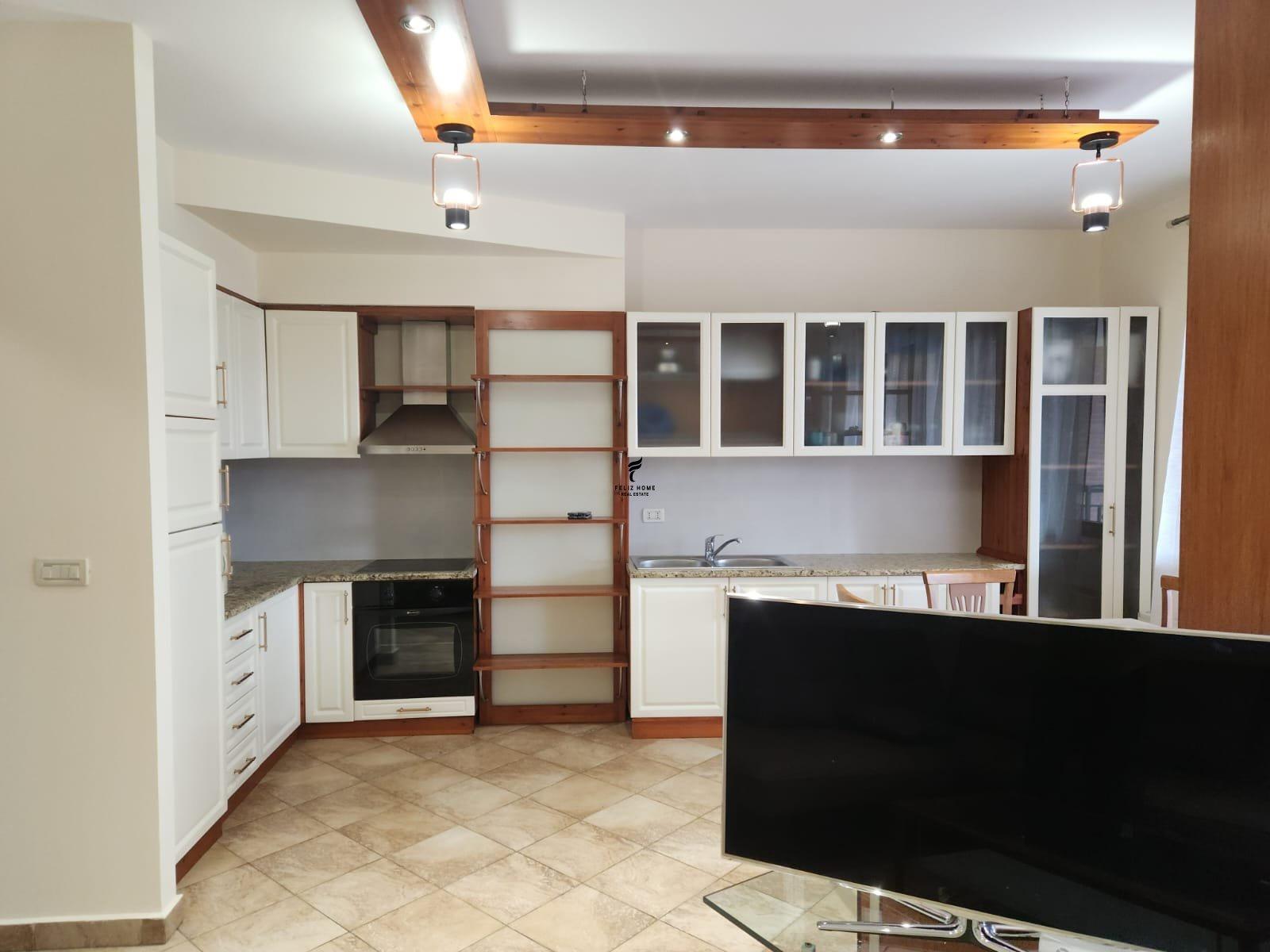 APARTAMENT ME QERA 2+1 BLLOK 1500 EURO FH-92056 – Tiranë - 1