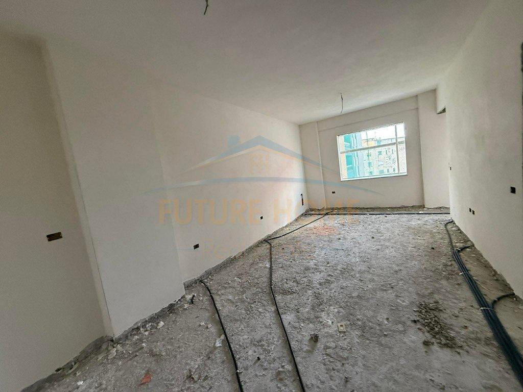 0692268458 Shitet, Apartament 1+1, Don Bosko – Tiranë