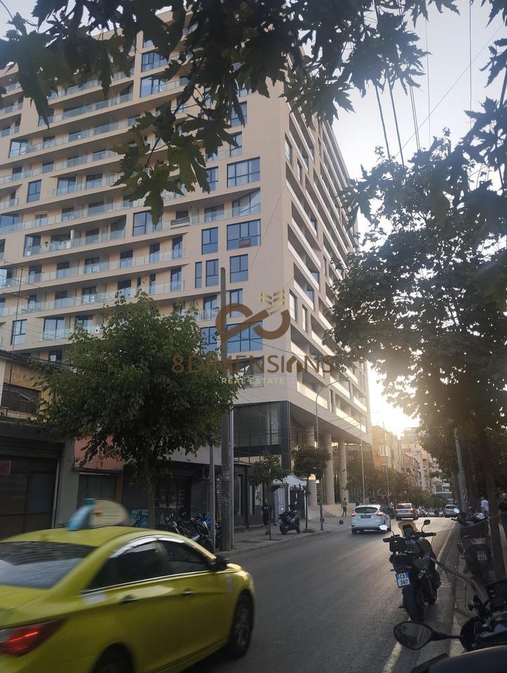 Shitet Dyqan tek Golden Towers tek rruga Mine Peza – Tiranë - 1