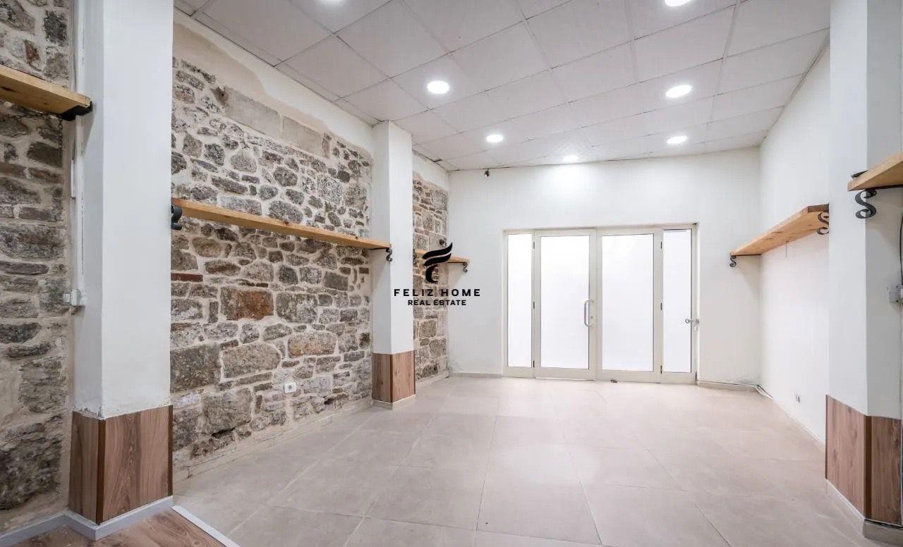 DYQAN ME QERA 83 M2 SELITE 2000 EURO – Tiranë