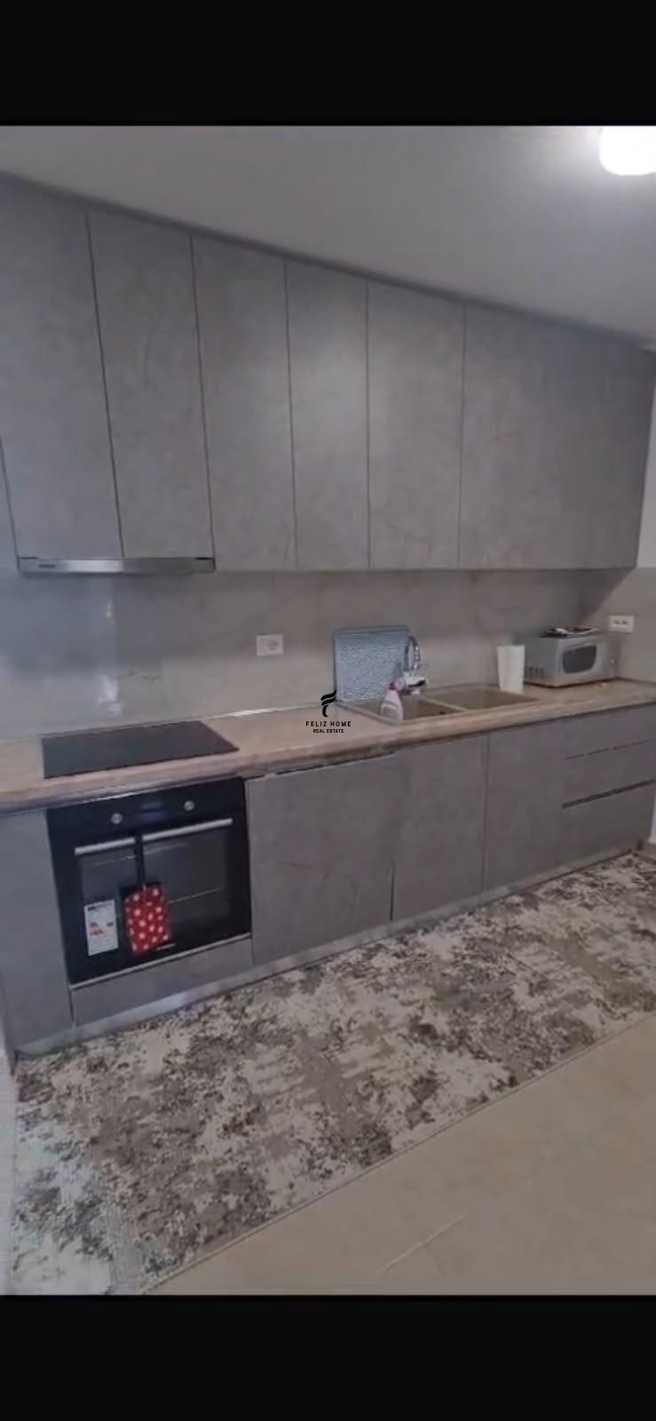 APARTAMENT ME QERA 2+1 BLLOK 85.000LEKE FH-83880 – Tiranë