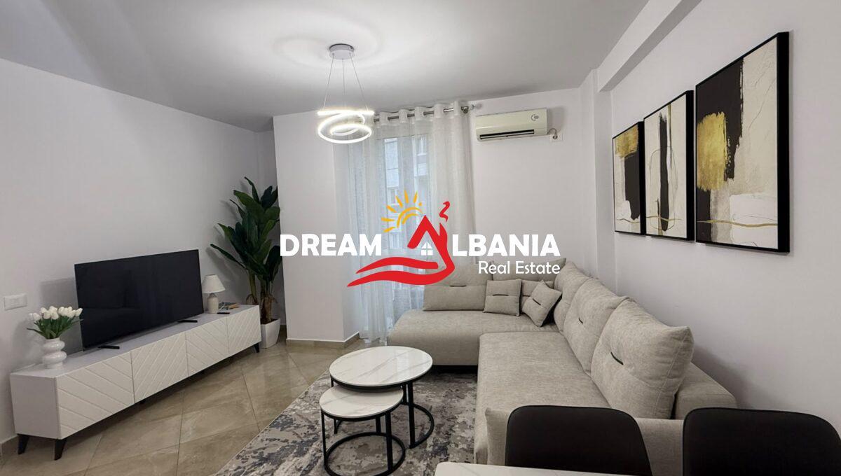 Apartament 2+1 me Qera Rruga e Barrikadave (ID 5221005) – Tiranë
