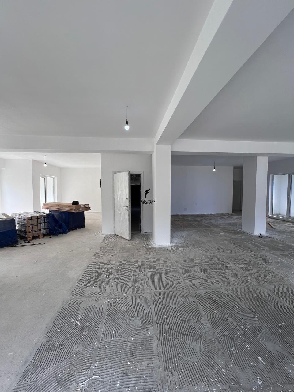 ZYRE ME QERA 216.9M2 ALI DEMI 250.000 LEKE FH-92263 – Tiranë