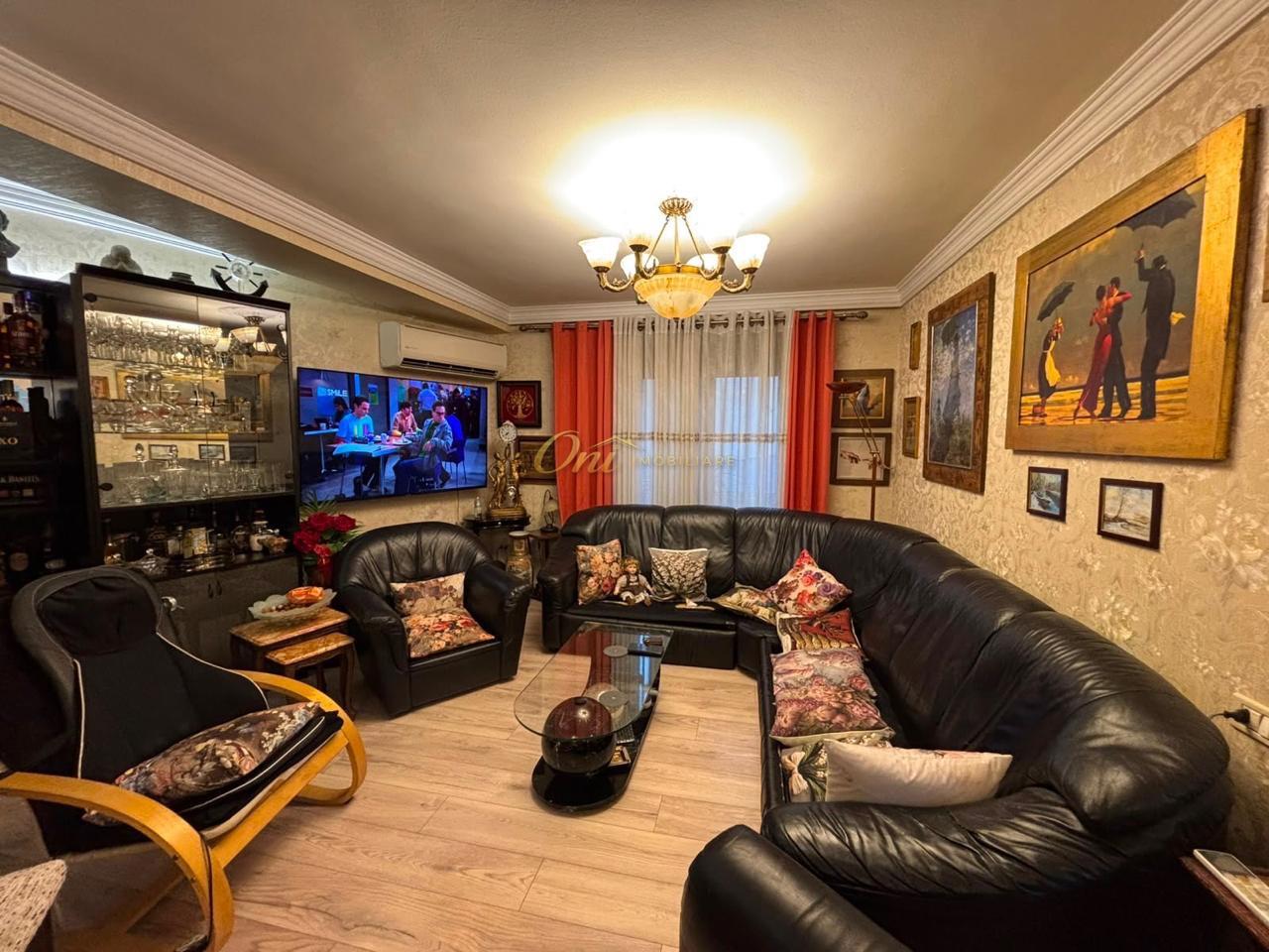 RRUGA E KOSOVAREVE APARTAMENT PER SHITJE 2+1 – Tiranë - 1