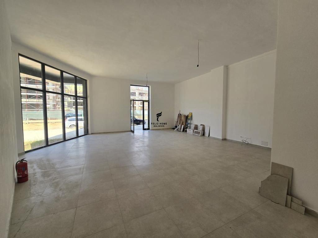 ZYRE ME QERA 84 M2 BULEVARDI I RI 90.000 LEKE FH-66312 – Tiranë - 1