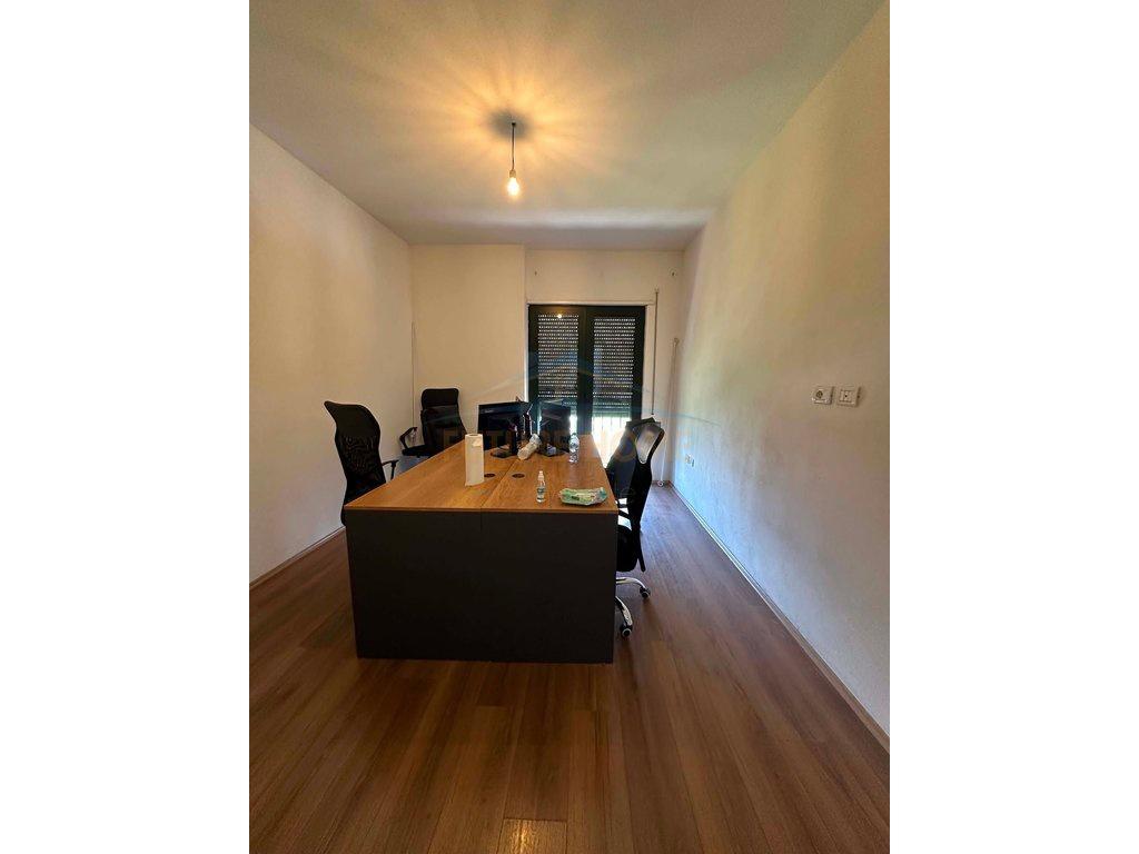 0696006906 Qera, Apartament 3+1 + Post Parkimi, Green City – Tiranë - 1