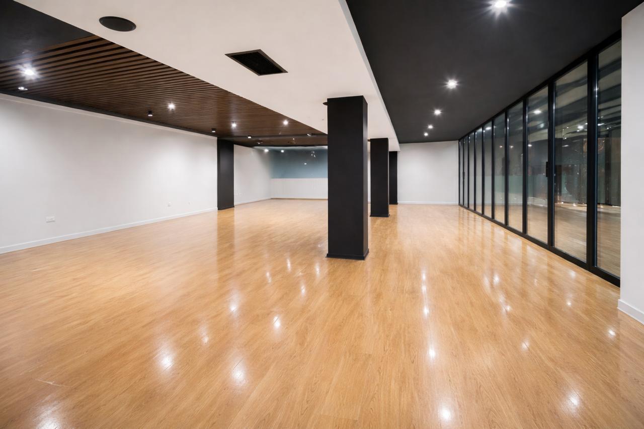 AMBIENT BIZNESI ME QERA 684 M2 SAUK 8.200 EURO – Tiranë