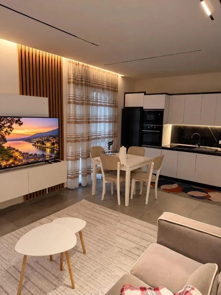APARTAMENT ME QERA 1+1 RRUGA E DIBRES 70.000 LEKE FH-98481 – Tiranë - 1