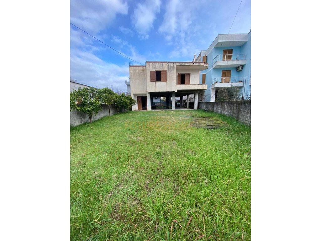 0696044423Shitet, Shtepi Private 2-Katëshe, Plazh Iliria, Du – Tiranë