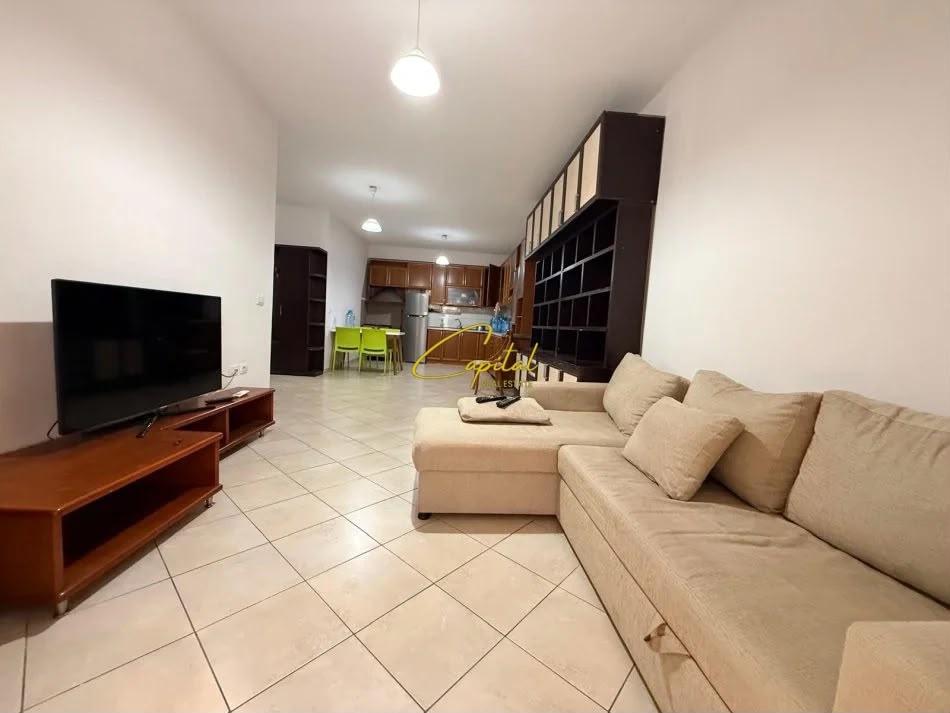APARTAMENT ME QIRA 2+1 YZBERISHT 45.000 LEKE – Tiranë - 1