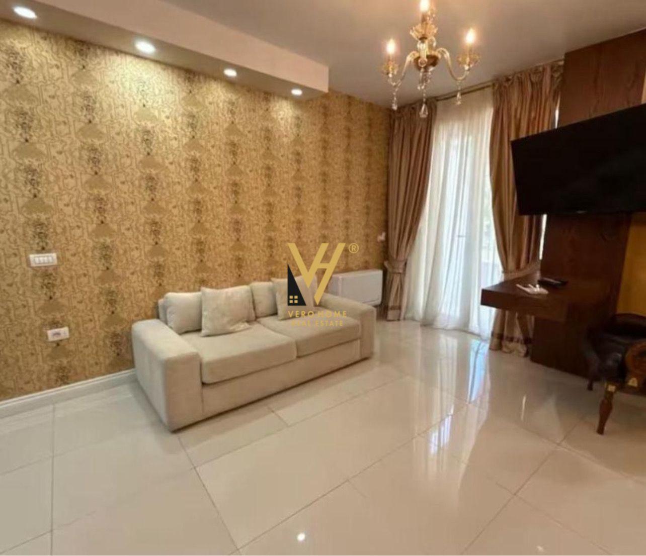 JEPET APARTAMENT 1+1+2 GARSONIERE ME QERA NE BLLOK 3.500 EUR – Tiranë