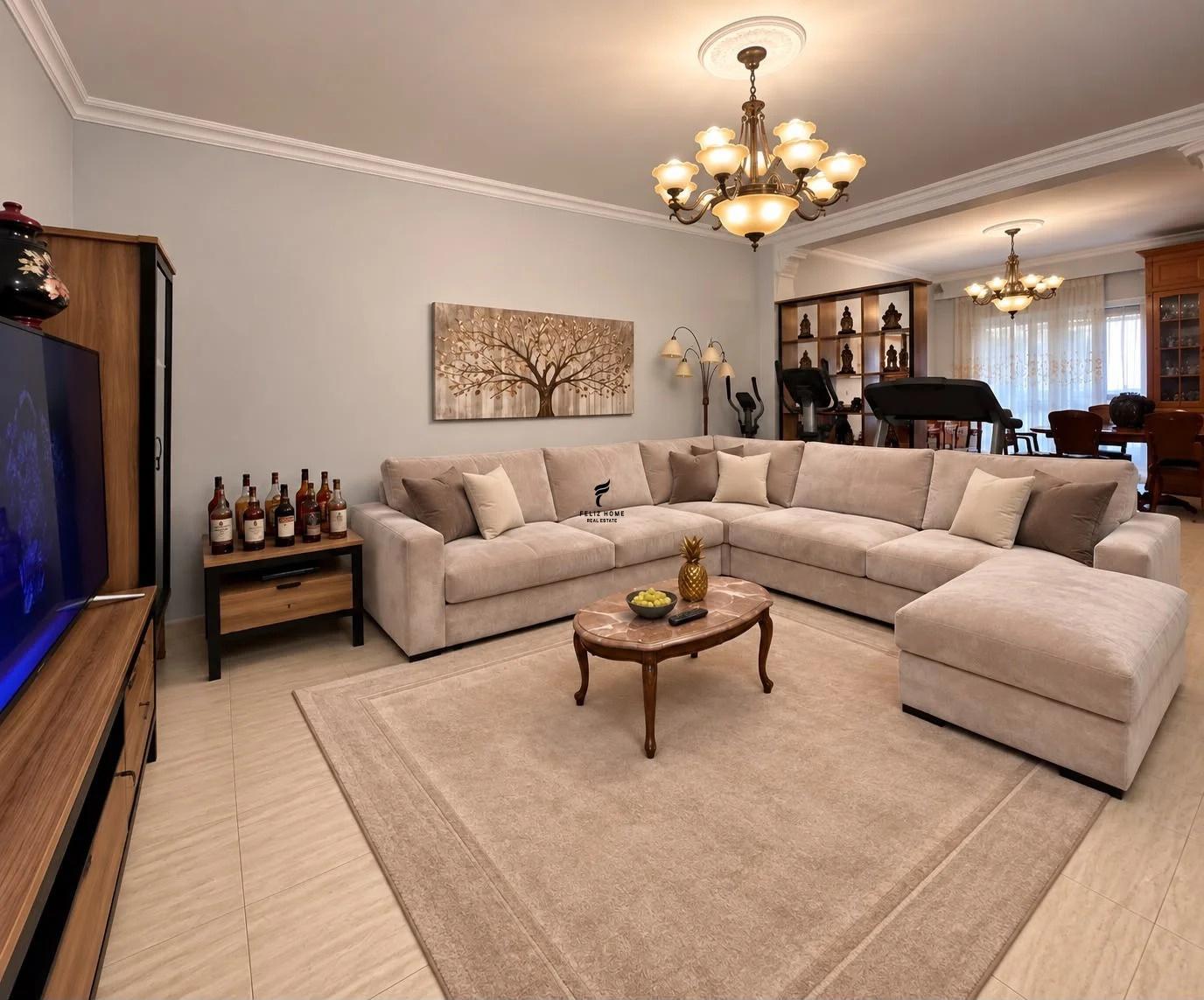 APARTAMENT ME QERA 3+1 VASIL SHANTO 900 EURO FH-94542 – Tiranë