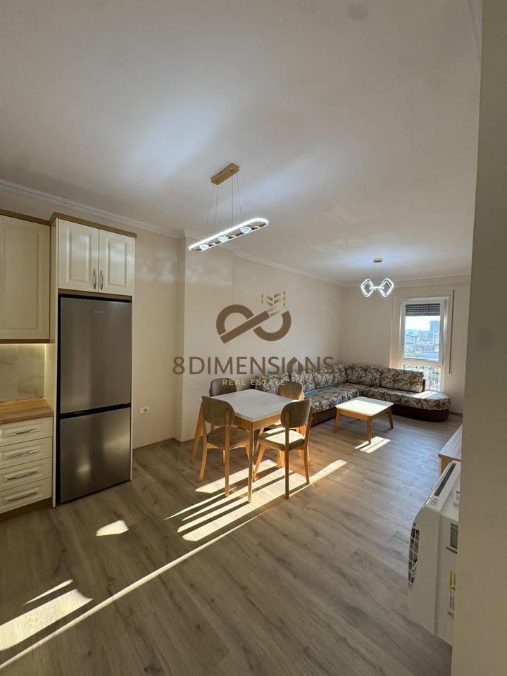 Jepet me qera Apartament 1+1 Te 5 Maj D8241A-299 – Tiranë