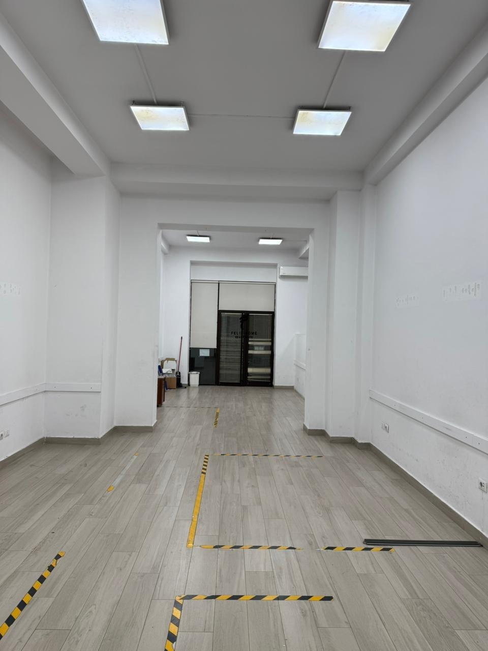 DYQAN ME QERA 88.7 M2 KOMUNA E PARISIT 1.800 EURO – Tiranë
