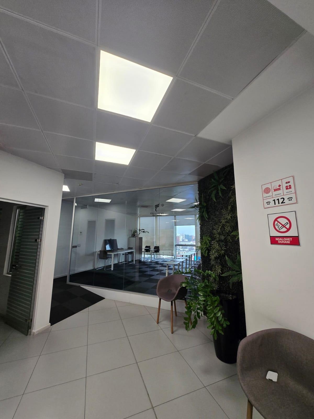 ZYRE ME QERA 770 M2 ZOGU I ZI 17.700 EURO FH-57870 – Tiranë - 1