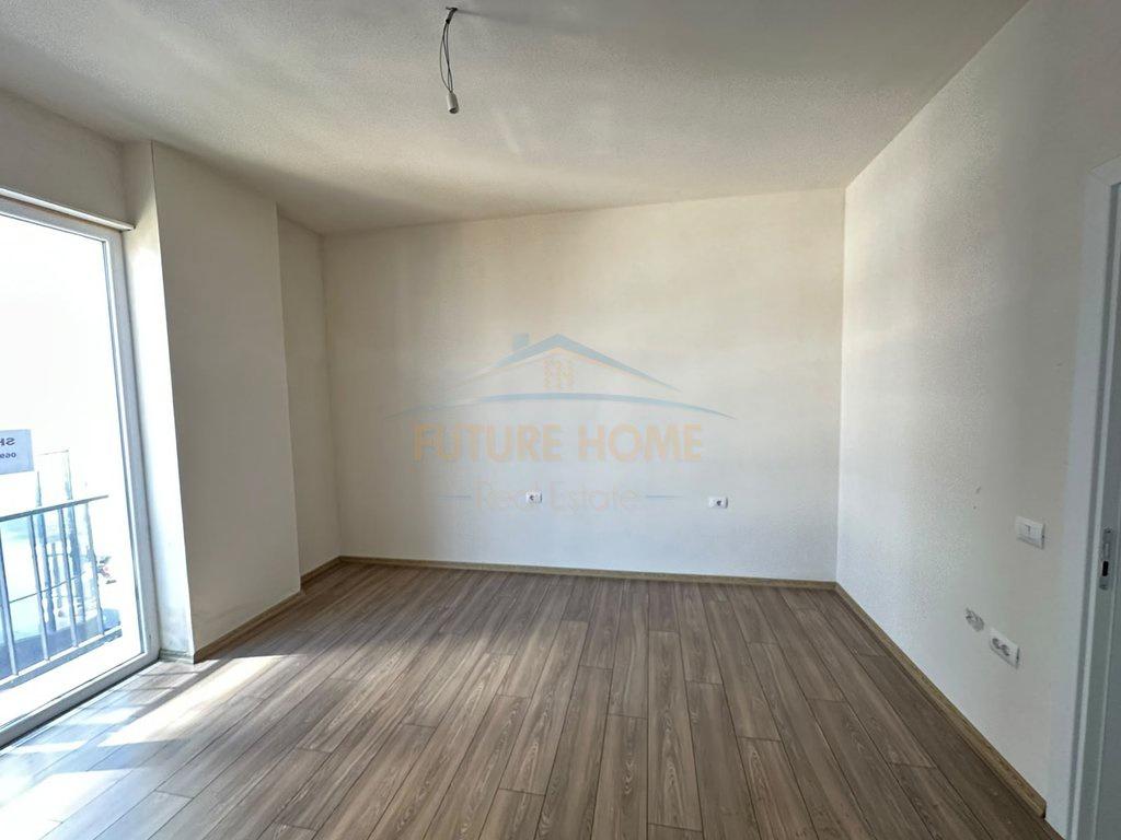 0694792477, Shitet,Apartament 2+1, Kamez – Tiranë